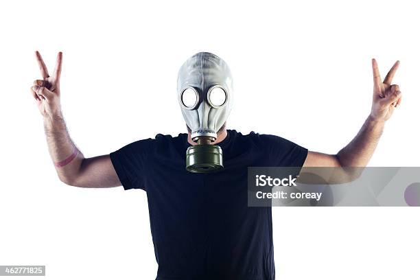 男性ガスマスク - 1人のストックフォトや画像を多数ご用意 - 1人, Tシャツ, お面