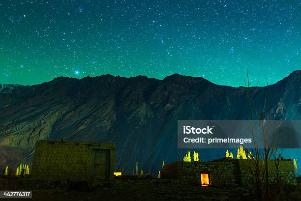 별이 빛나는 밤 노던 Part Of India 밤-하루 시간대에 대한 스톡 사진 및 기타 이미지 - 밤-하루 시간대, 언덕, 경관