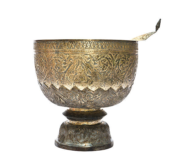 istock Thai old silver tray with pedestal and ladle 462786819
