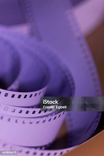 35 Mm Film Film Stockfoto und mehr Bilder von Bildhintergrund - Bildhintergrund, Filmindustrie, Filmrolle