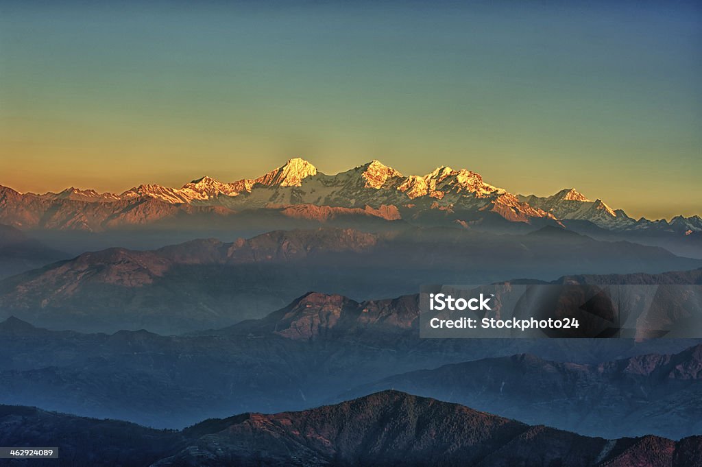 De las montañas del himalaya vista del monte Shivapuri - Foto de stock de Aire libre libre de derechos