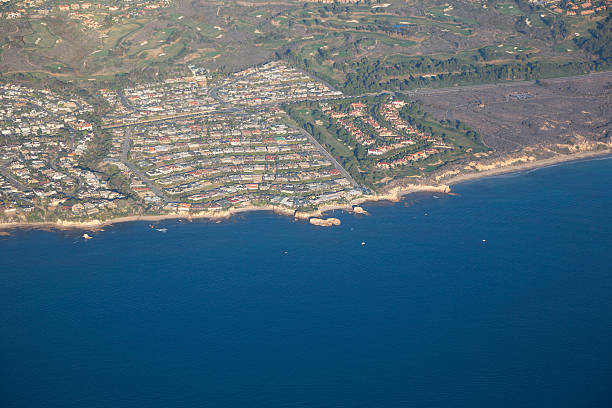 istock Newport Beach Coastline 462968757