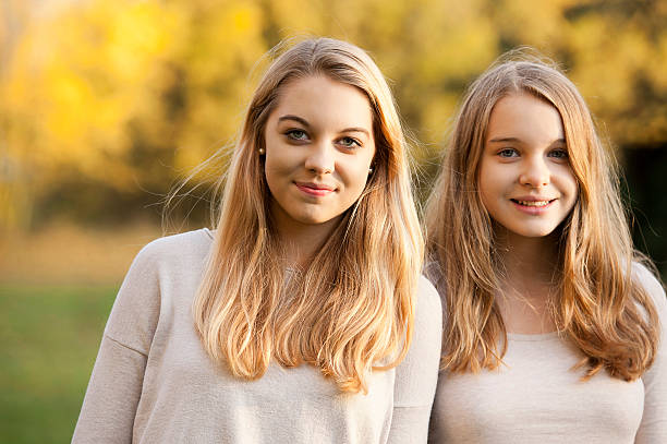 istock Portrait of two sisters 462973813