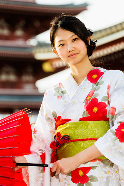 istock Japanese Woman in Tokyo 462974363