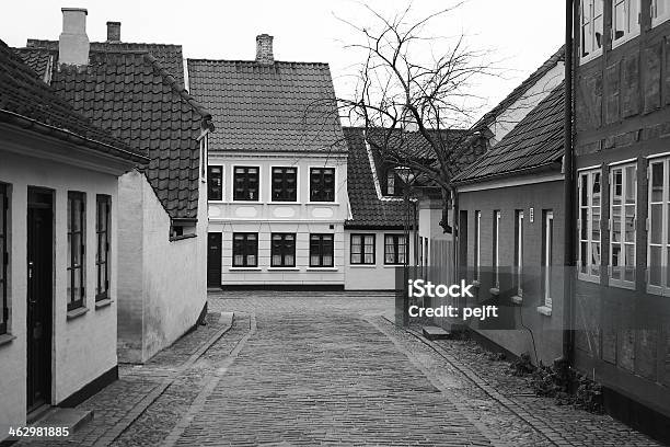 Hans Christian Andersen Casa Cidade De Odense - Fotografias de stock e mais imagens de Alegria - Alegria, Ao Ar Livre, Caleira - Caraterística de Construção