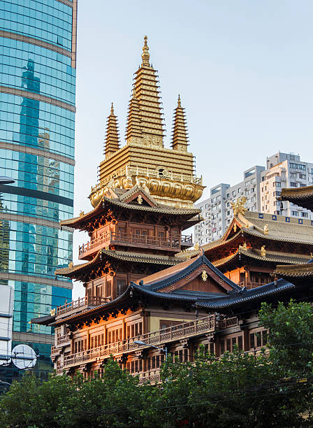 istock Jin'an Temple, Shanghai 462984051