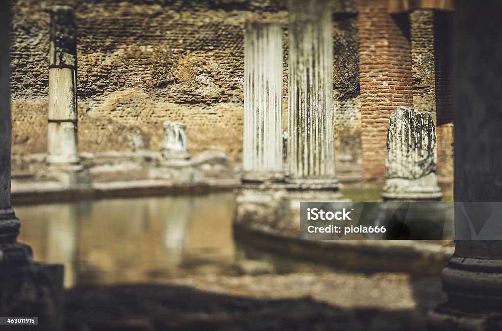 Руин Hadrian Вилла в Tivoli, Рим - Стоковые фото Архитектура роялти-фри