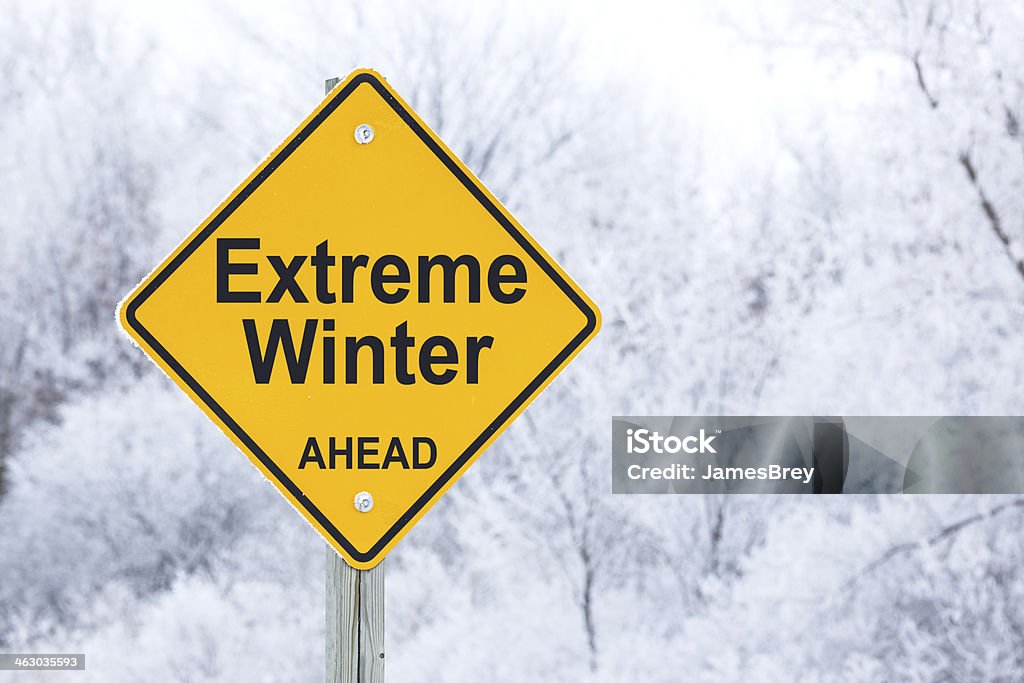 Extreme Winter Voraus Road Warning Sign - Lizenzfrei Extremsport Stock-Foto