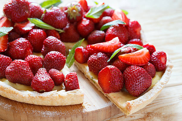istock crunchy tart with ripe strawberries 463044053