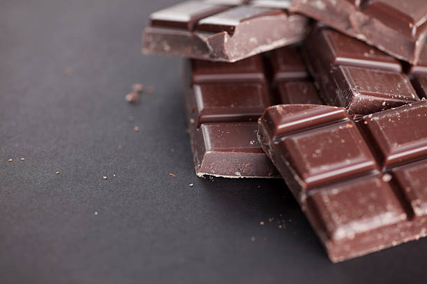 istock Pieces of chocolate 463076983