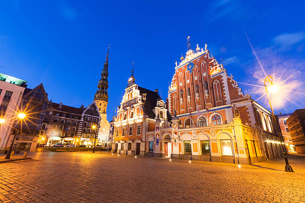 istock Blackheads House in Riga at Night 463077013