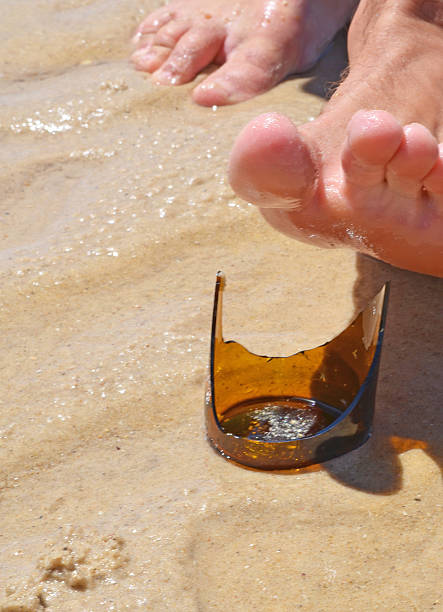 istock Glass on the Beach 463152281