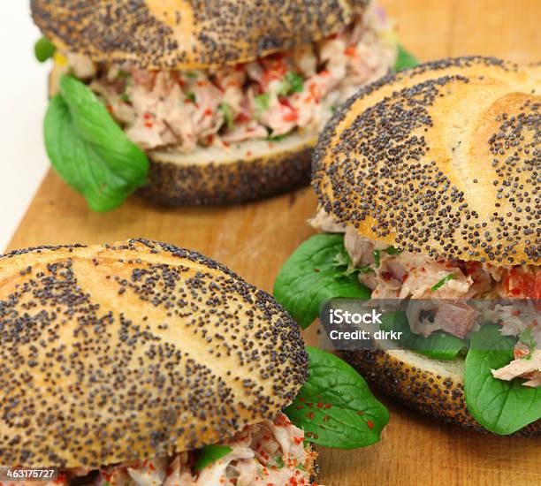 Sanduíches Com Salada De Atum - Fotografias de stock e mais imagens de Alface - Alface, Atum - Peixe, Comida