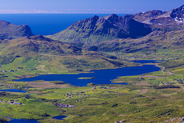 istock Norwegian Lofoten islands 463181113