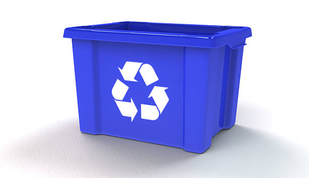 istock 3-D illustration of a box recycle bin 463230537