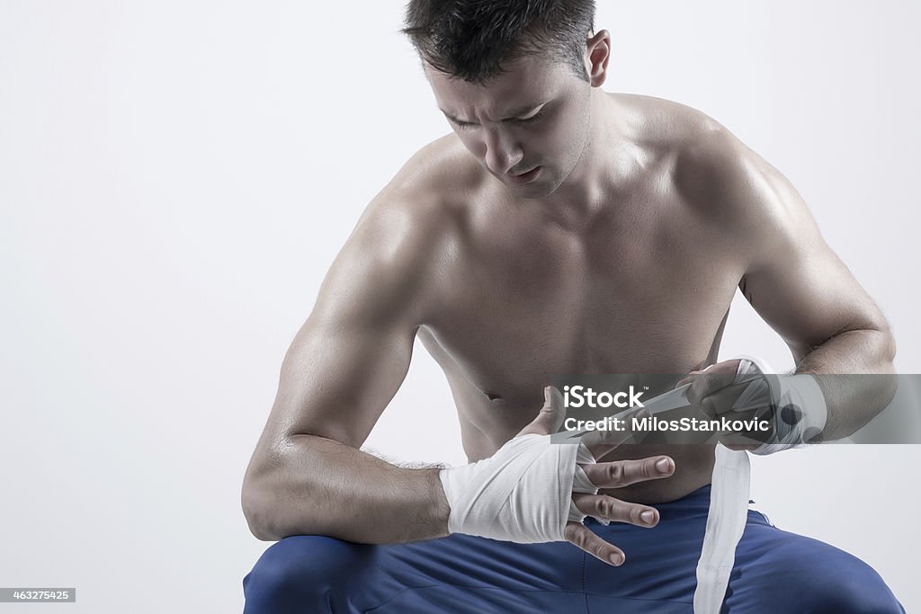 Boxer préparer pour la lutte - Photo de 25-29 ans libre de droits