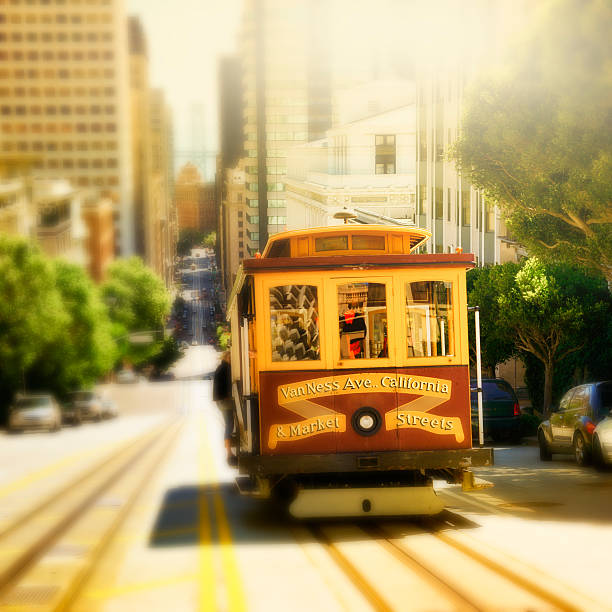 tram - overhead cable car car usa avenue foto e immagini stock