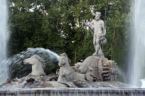 istock Neptune Memorial, Madrid, Spain 463342781