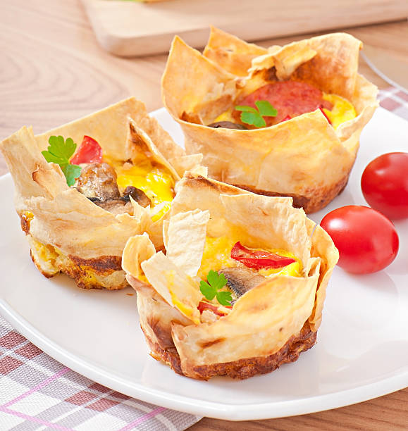 istock omelet in pita bread with tomato, bacon and mushrooms 463392957