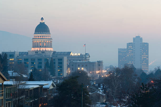 istock Winter Deep Freeze Sunset Landscape Downtown Utah Capital Architecture 463419989