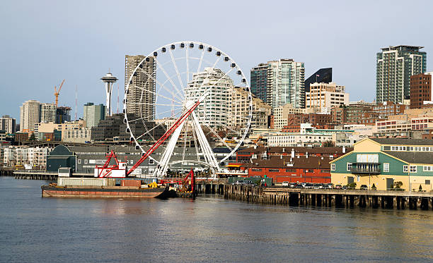 istock Waterfront Piers Dock Buildings Needle Ferris Wheel Seattle 463420037