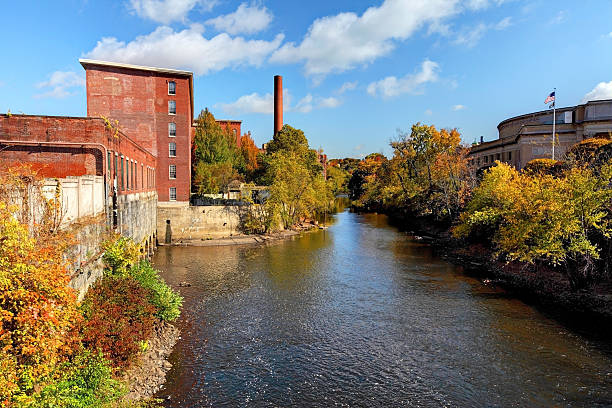 istock Autumn in Lowell, Massachusetts 463427285