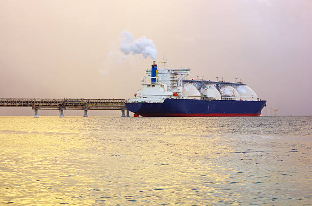 nave cisterna - petroliera nave cisterna foto e immagini stock