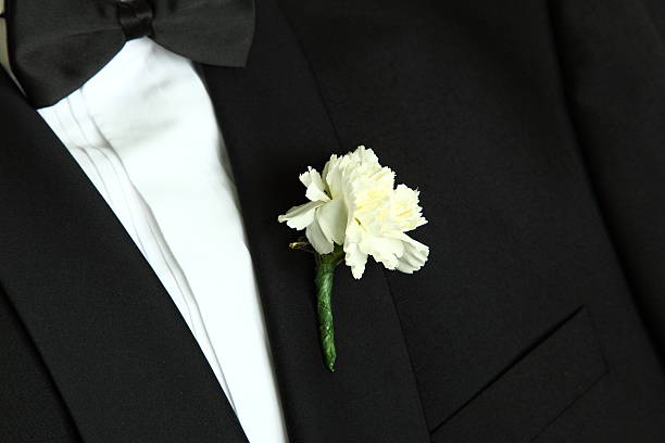 istock Tuxedo - Elegance at wedding with white Dianthus 463495817