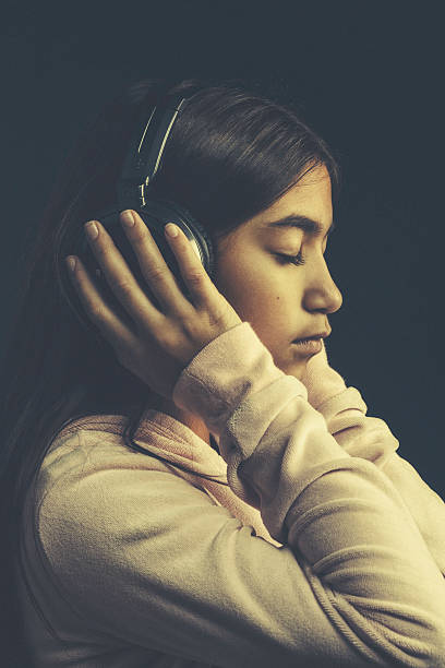 istock Listen to the music 463546155