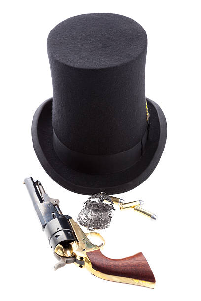 istock Stovepipe Hat With Lawman's Weapons 463640203
