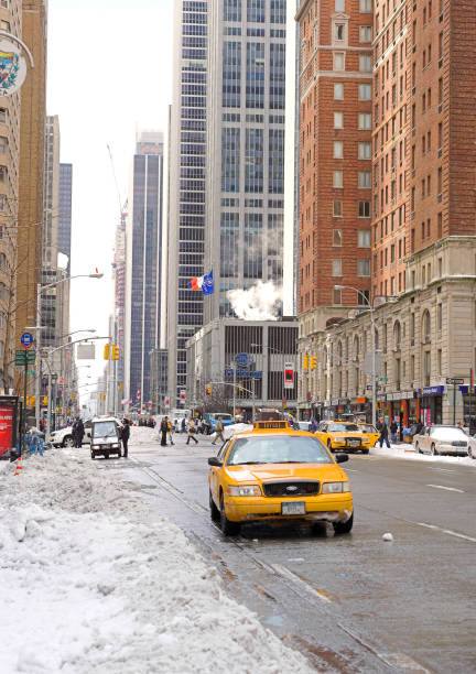 istock Everyday life in New York 463641765