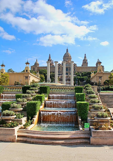 national art museum, em barcelona, espanha - mnac - fotografias e filmes do acervo