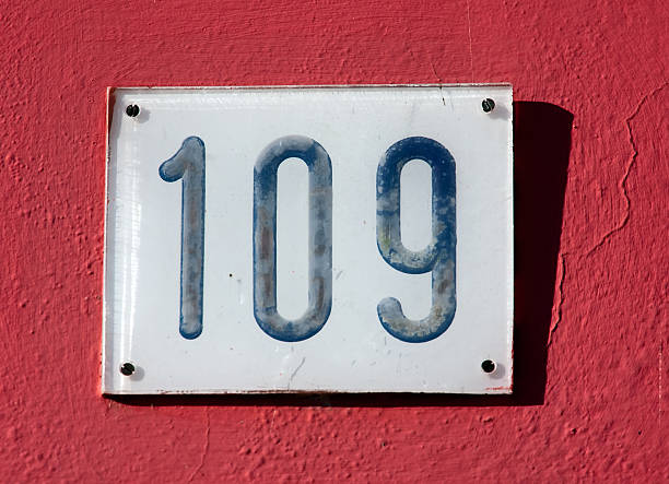 istock house number sign 463675479