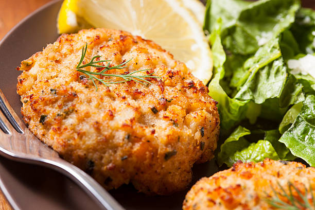 istock Organic Homemade Crab Cakes 463699123