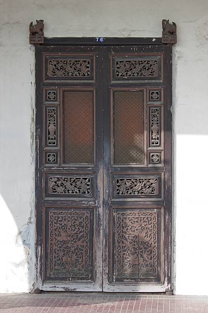 istock Old wooden door 463781597