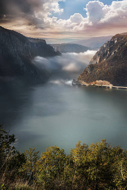 istock Gorges of the Danube 463809185