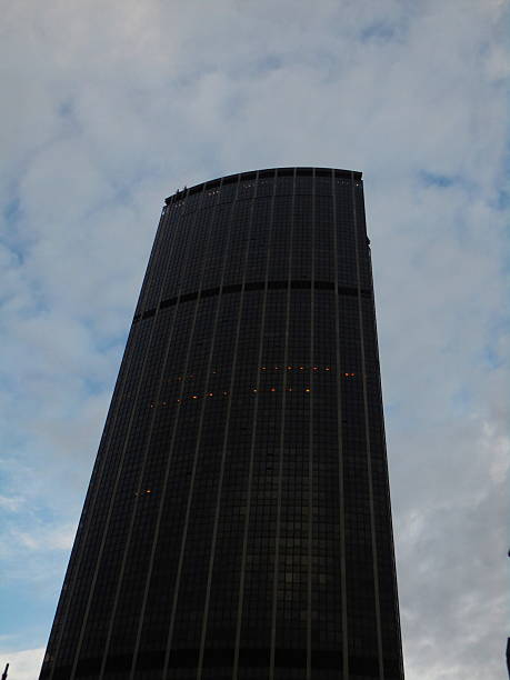 istock Financial District XXXLarge 463834445