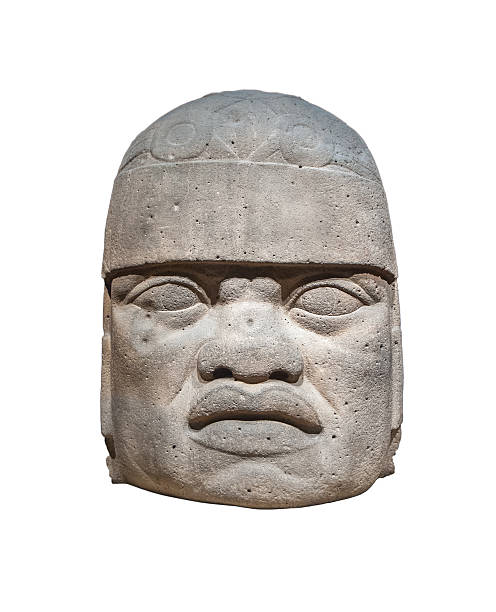 Olmec colossal head isolated Olmec colossal head isolated olmec head stock pictures, royalty-free photos & images
