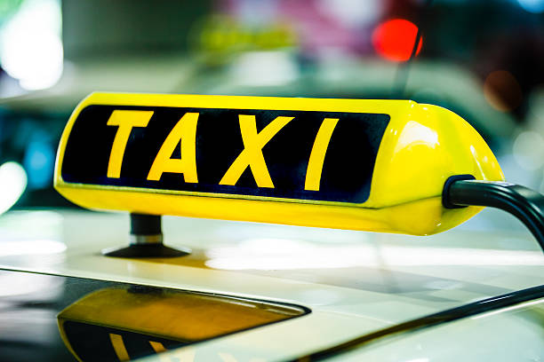 istock Illuminated Taxi sign 463946355
