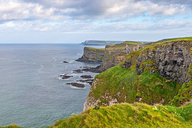 istock Beautiful coast in Ireland 464024145