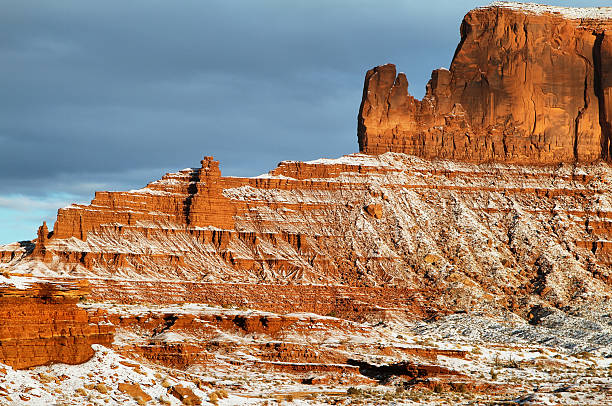 istock The majestic Monument Valley in winter 464060517