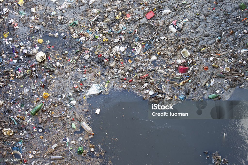 Water pollution - Royaltyfri Hav Bildbanksbilder