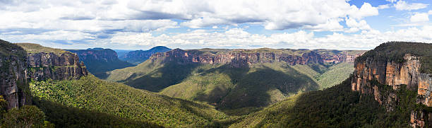 istock Grose Valley in Blue Mountains Australia 464169225