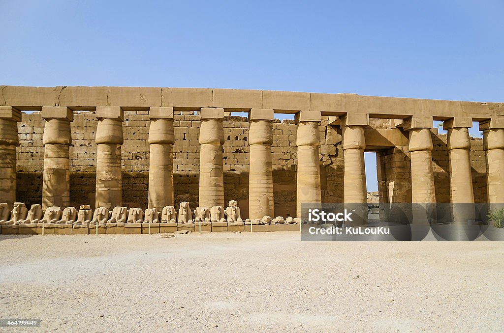 Magnifico colonne della Sala ipostila-Grande - Foto stock royalty-free di Africa