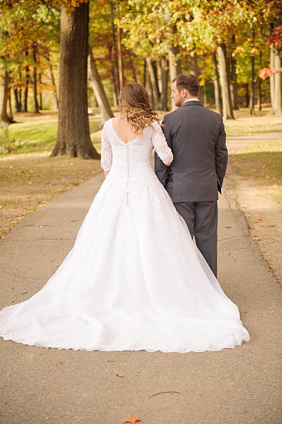 istock Husband and Wife on Wedding Day 464319637