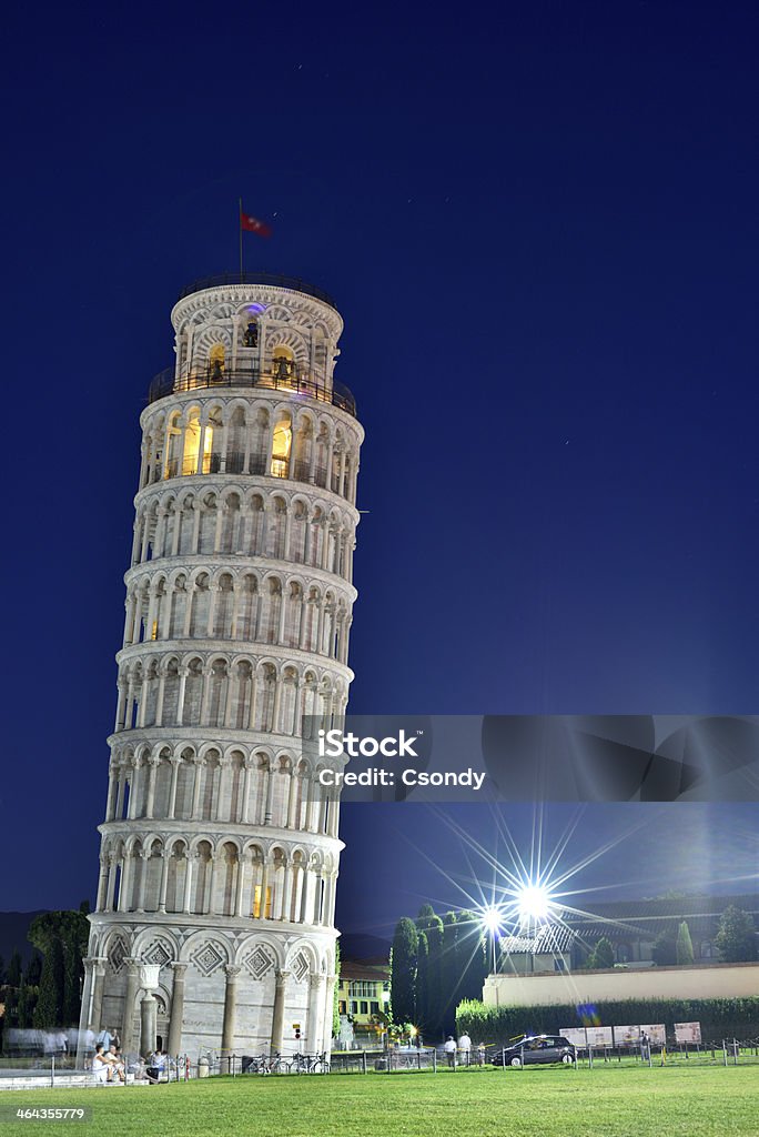 Torre de Pisa, à noite - Foto de stock de Torre de Pisa royalty-free