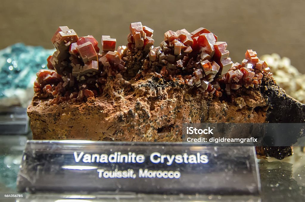 Cristales preciosas - Foto de stock de Brillante libre de derechos