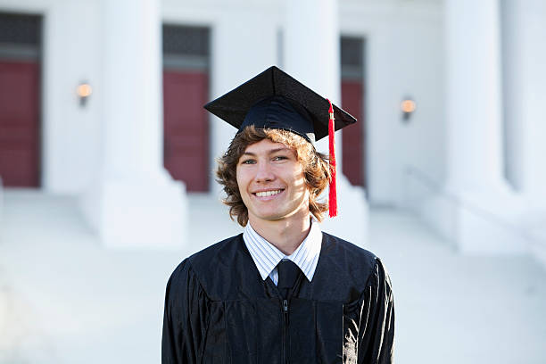 Grad Boy 880+ Highschool Graduation Boy Stock Photos, Pictures & Royalty-Free ...