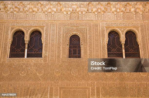 Facciata Di Comares - Fotografie stock e altre immagini di Alhambra - Granada - Alhambra - Granada, Andalusia, Antico - Condizione