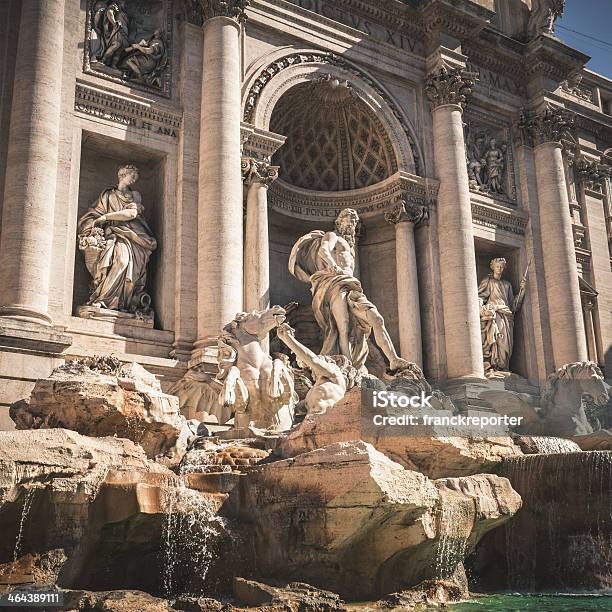 Photo libre de droit de Fontaine De Trevi À Rome banque d'images et plus d'images libres de droit de Palais du Quirinal - Palais du Quirinal, Architecture, Bâtiment vu de l'extérieur